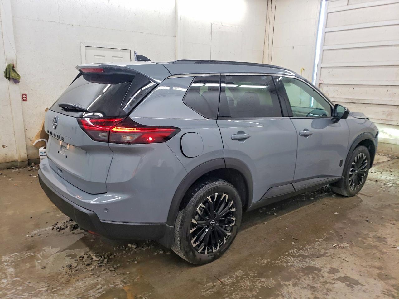 Nissan Rogue Dark Armor