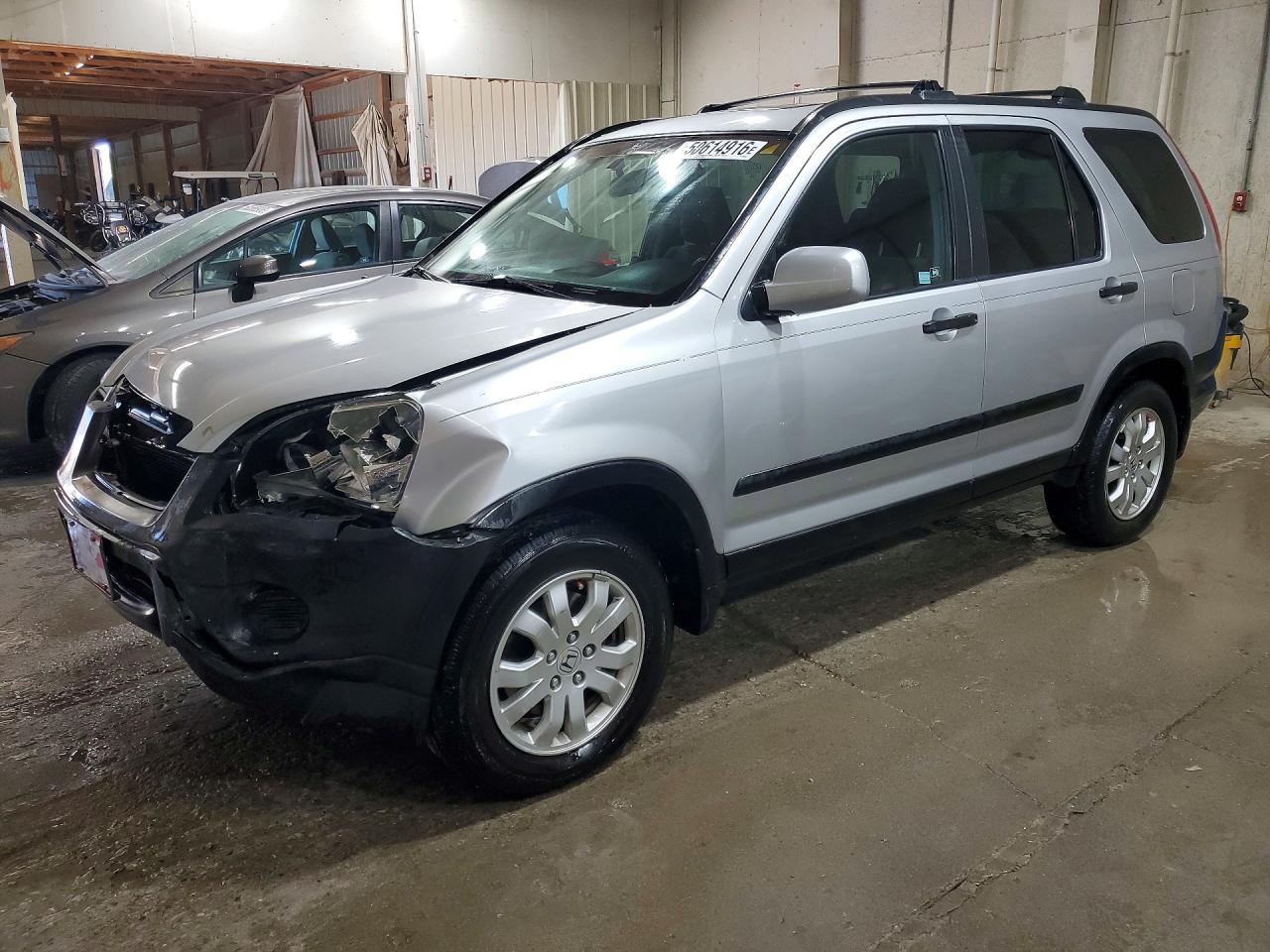 Salvage Honda Crv Image