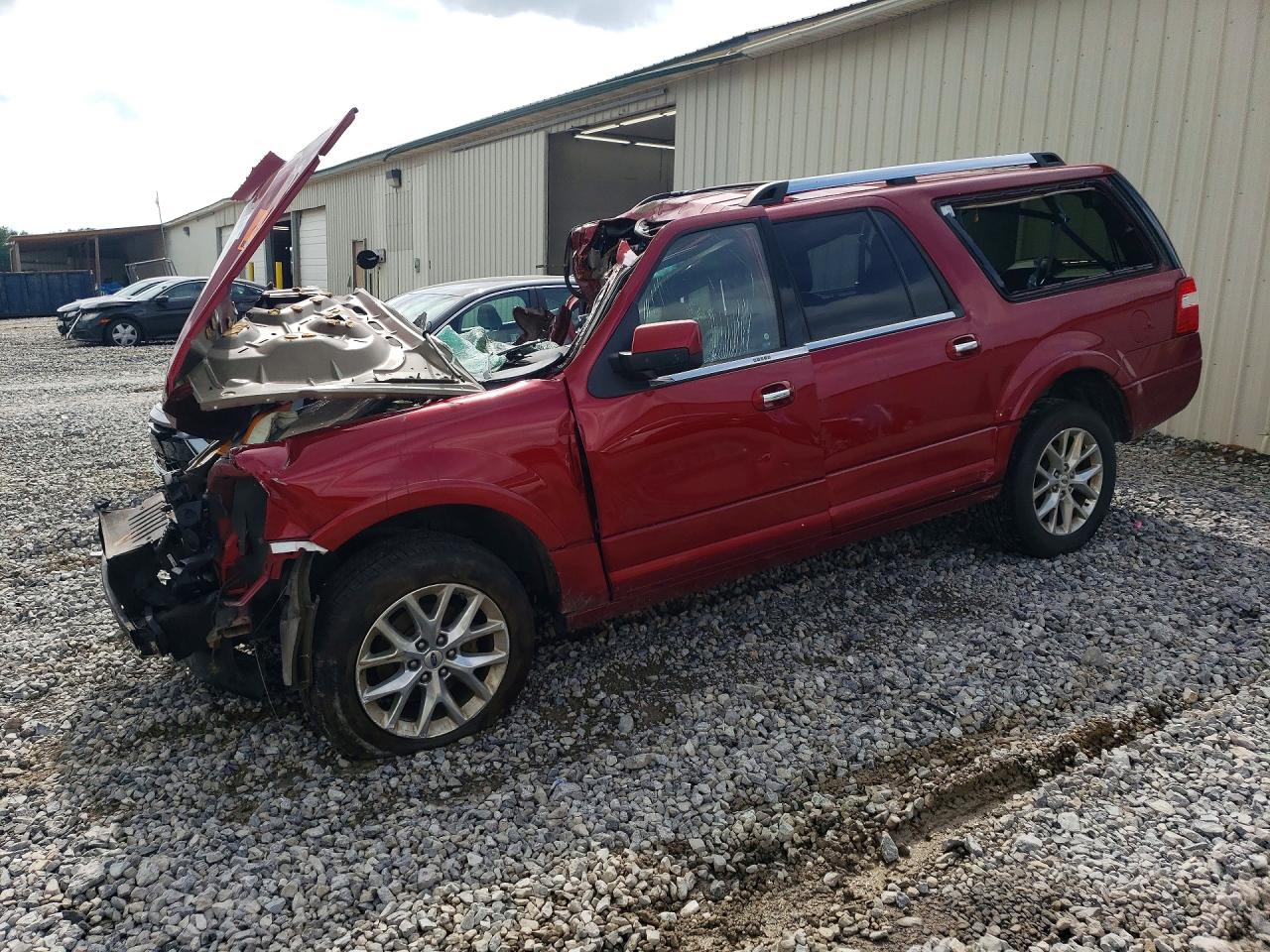 Salvage Ford Expedition Image