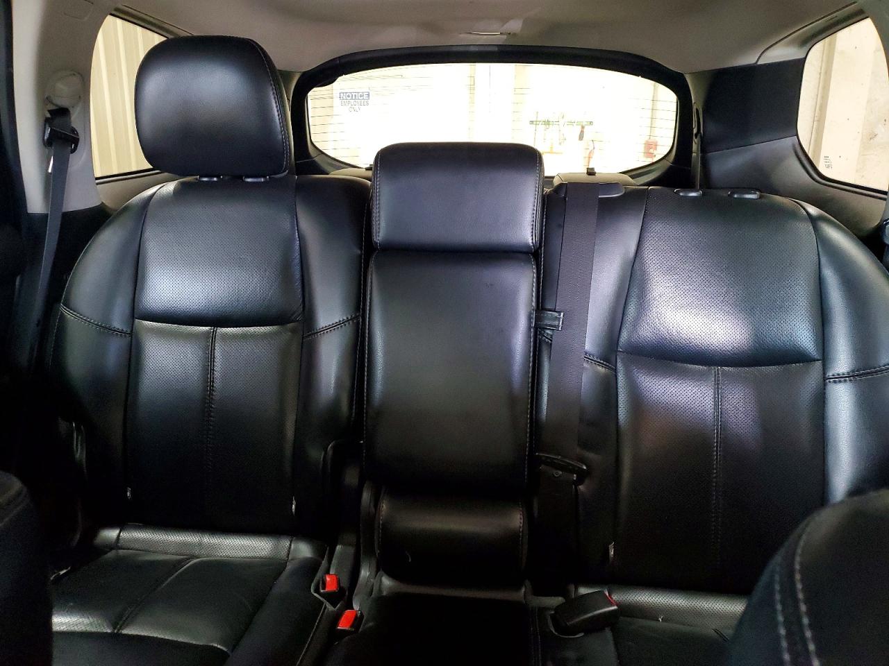 Nissan Pathfinder Platinum