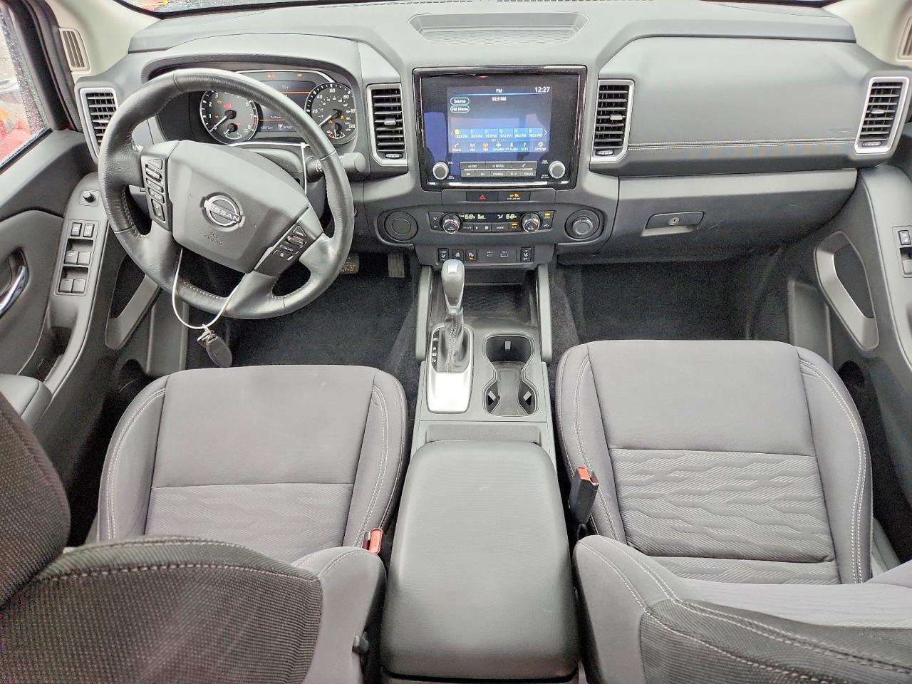 Nissan Frontier Sv