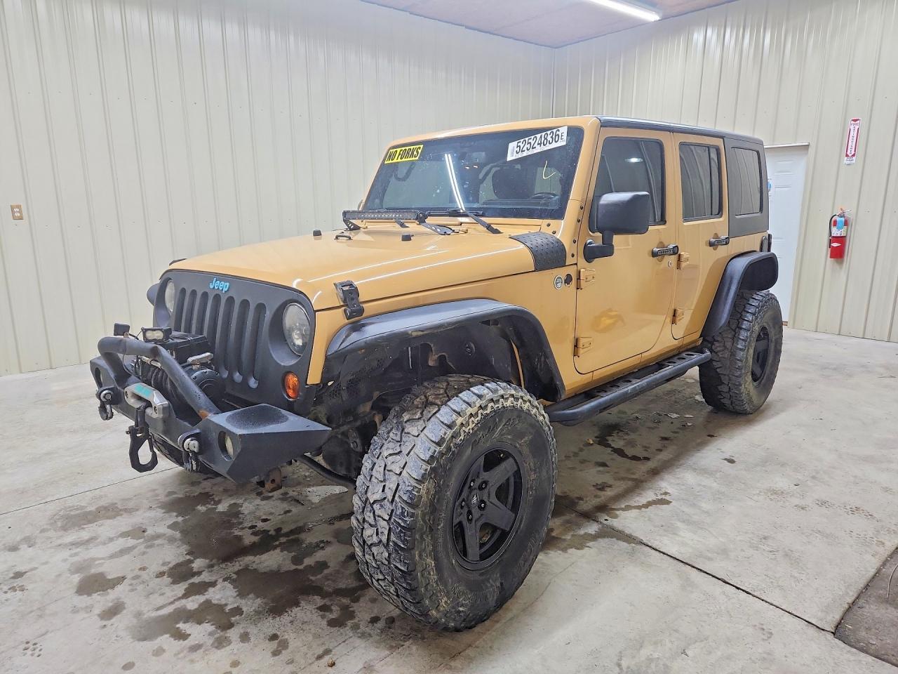 Salvage Jeep Wrangler Image