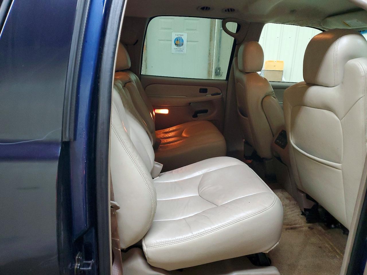 Chevrolet Suburban C1500