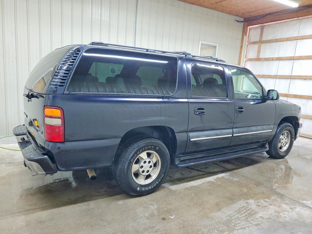 Chevrolet Suburban C1500