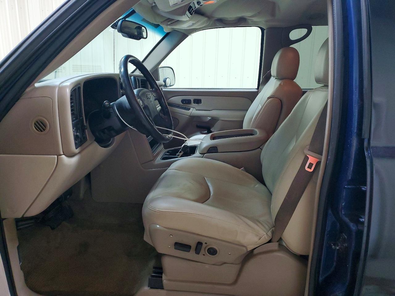 Chevrolet Suburban C1500