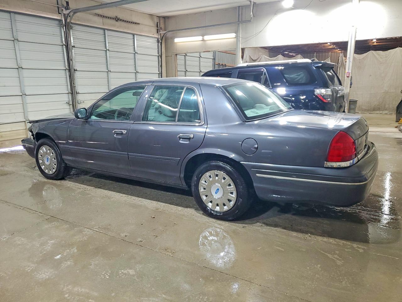 Ford Crown Vic Police Interceptor