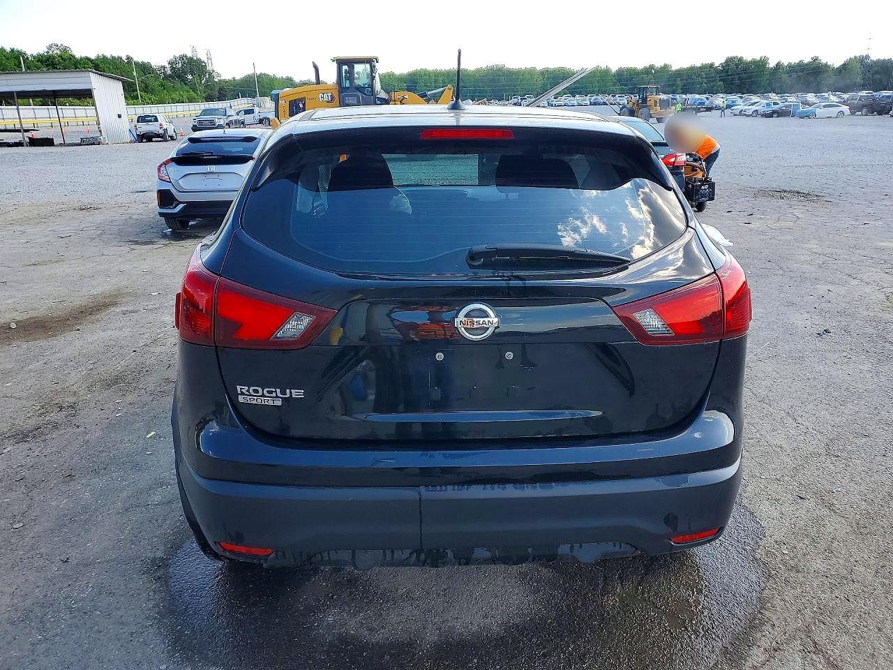 Nissan Rogue S