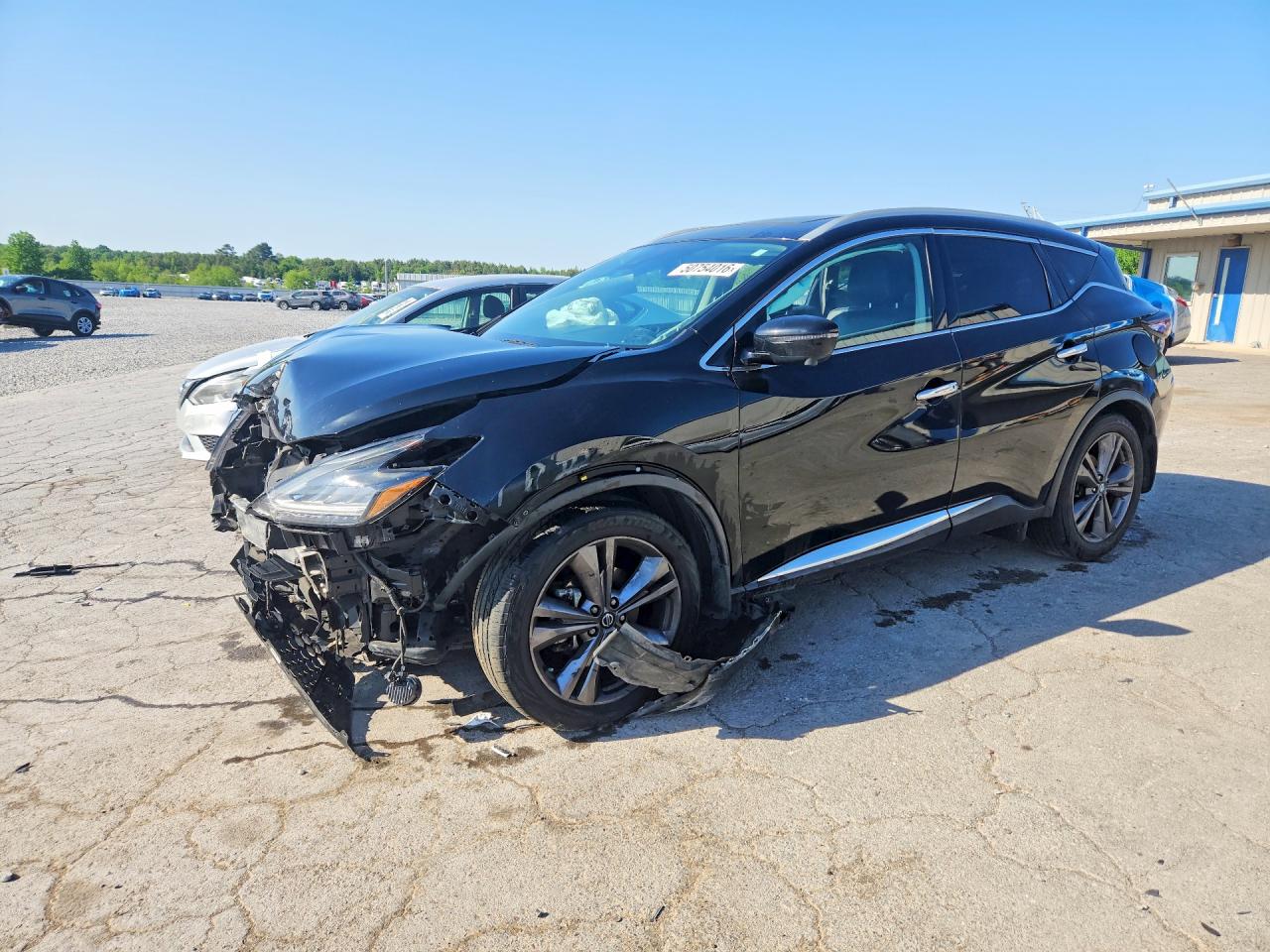 Salvage Nissan Murano Image