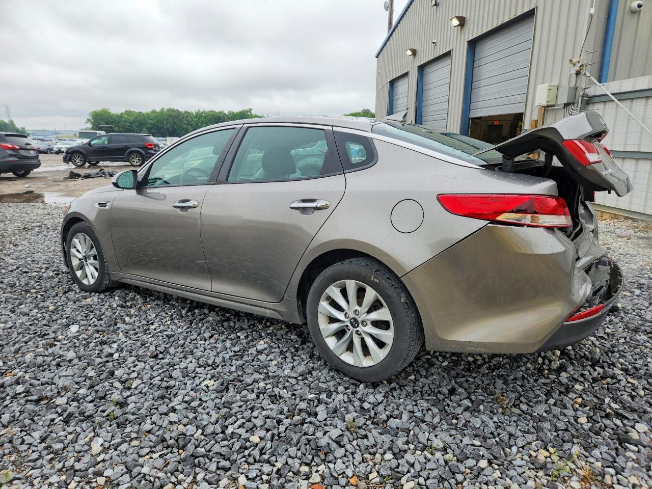 Kia Optima Lx