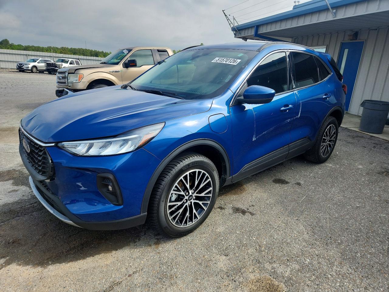 Salvage Ford Escape Image