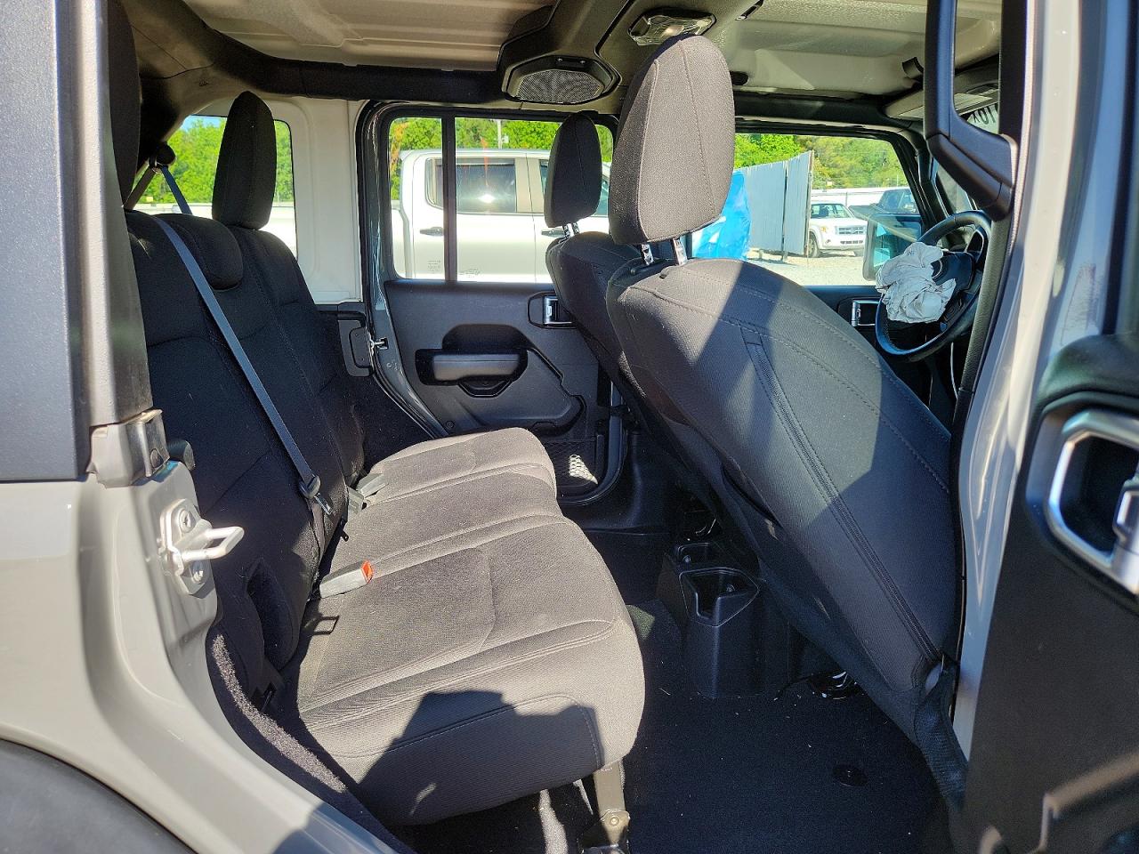 Jeep Wrangler Sport