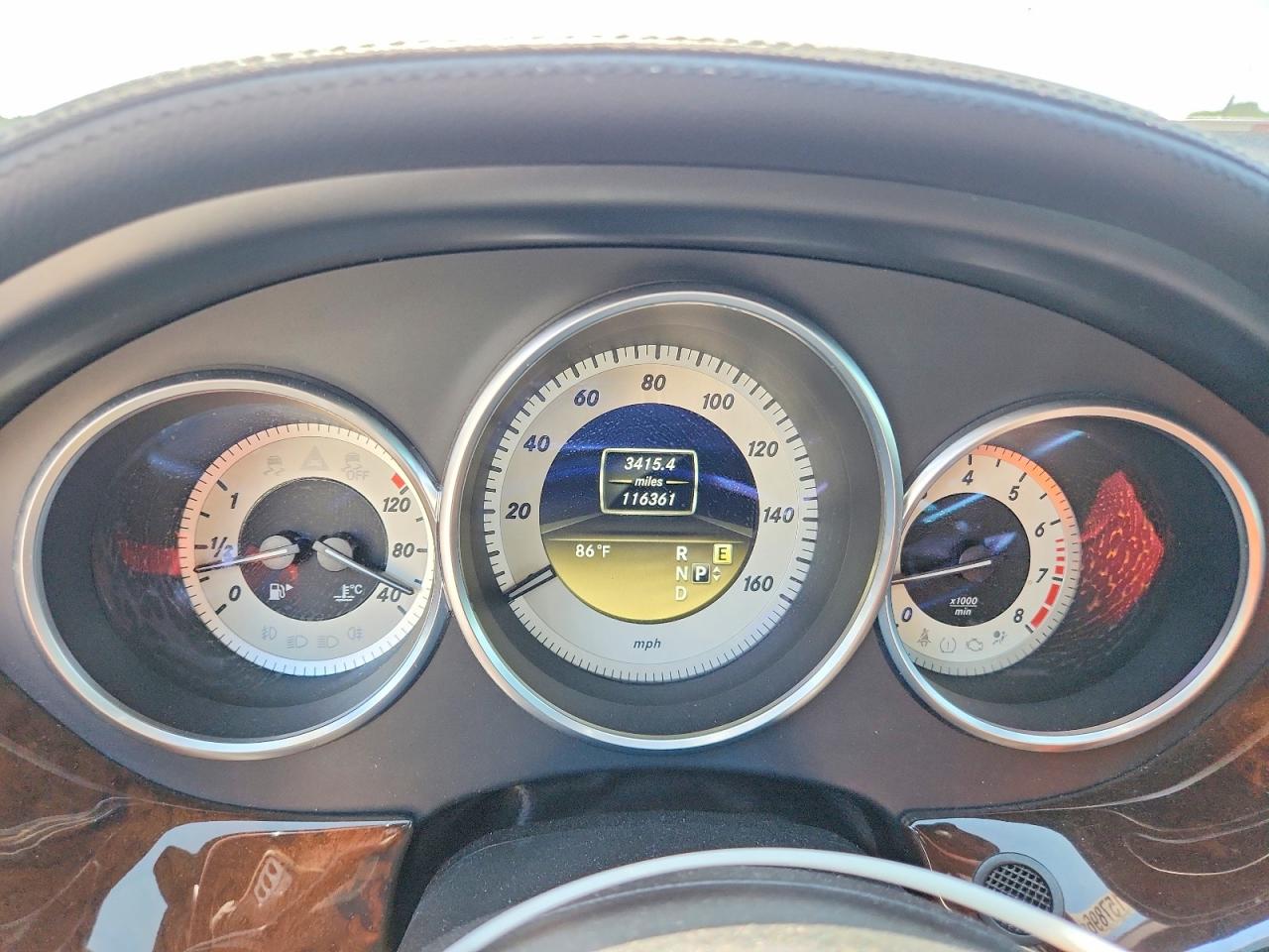 Mercedes-Benz Cls-class 550