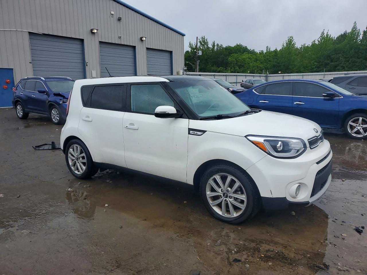 Kia Soul +