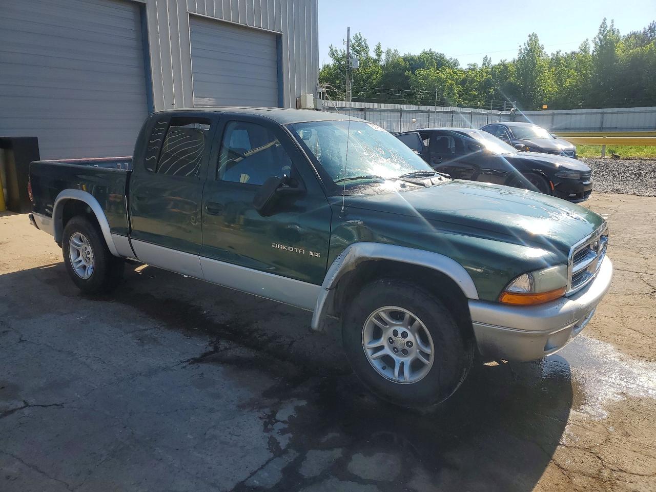 Dodge Dakota Quad Slt