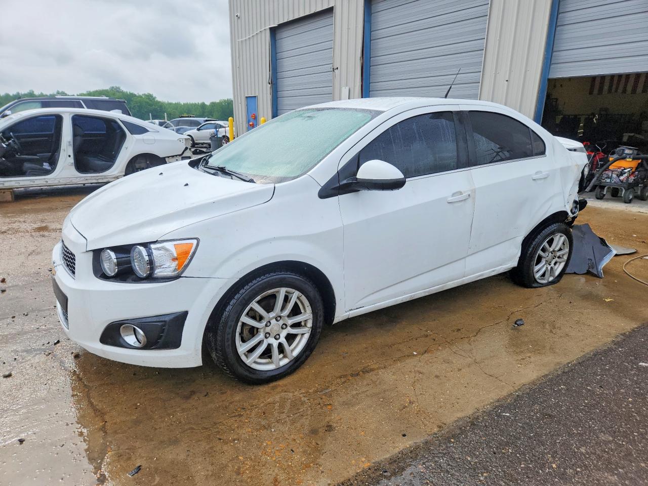 Salvage Chevrolet Sonic Image