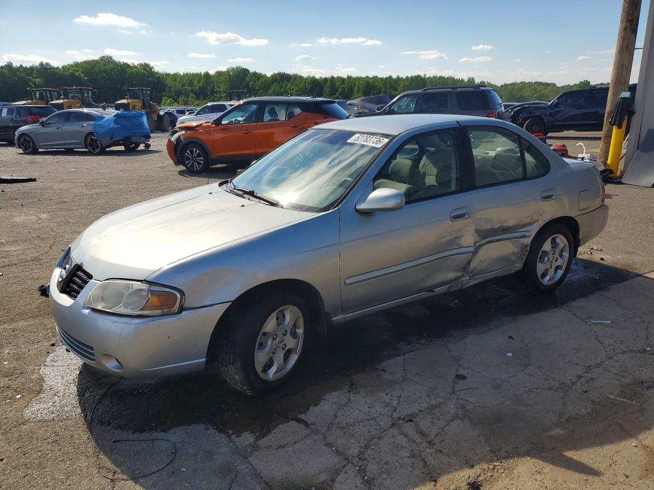 Salvage Nissan Sentra Image
