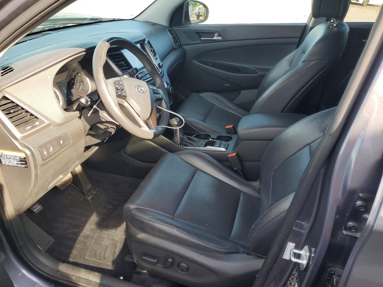 Hyundai TUCSON Sel Plus