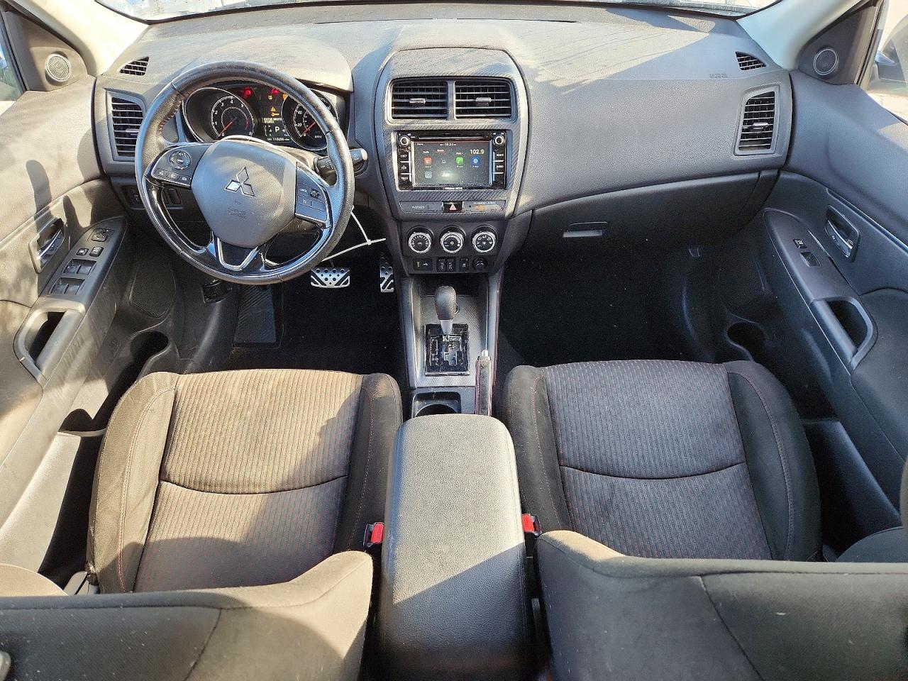 Mitsubishi Outlander Es