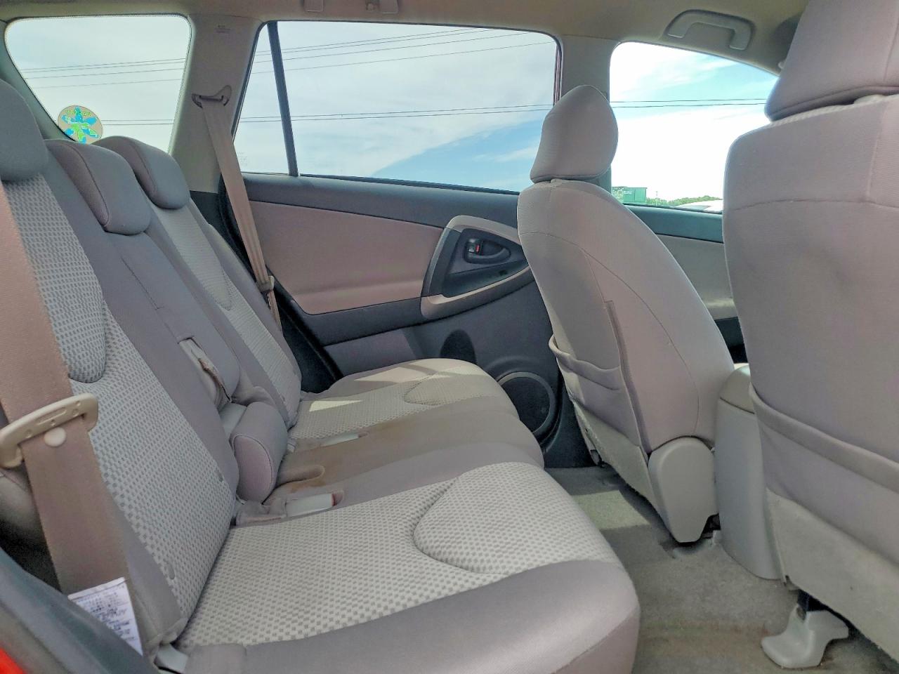 Toyota RAV4 Base