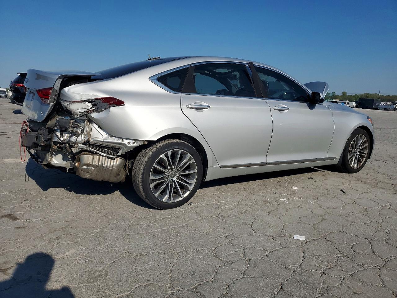 Hyundai Genesis 3.8l