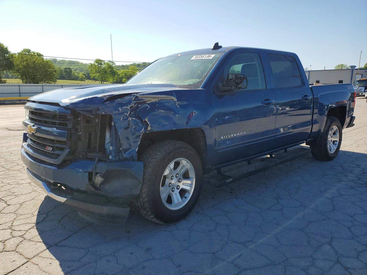 Salvage Chevrolet Silverado Image