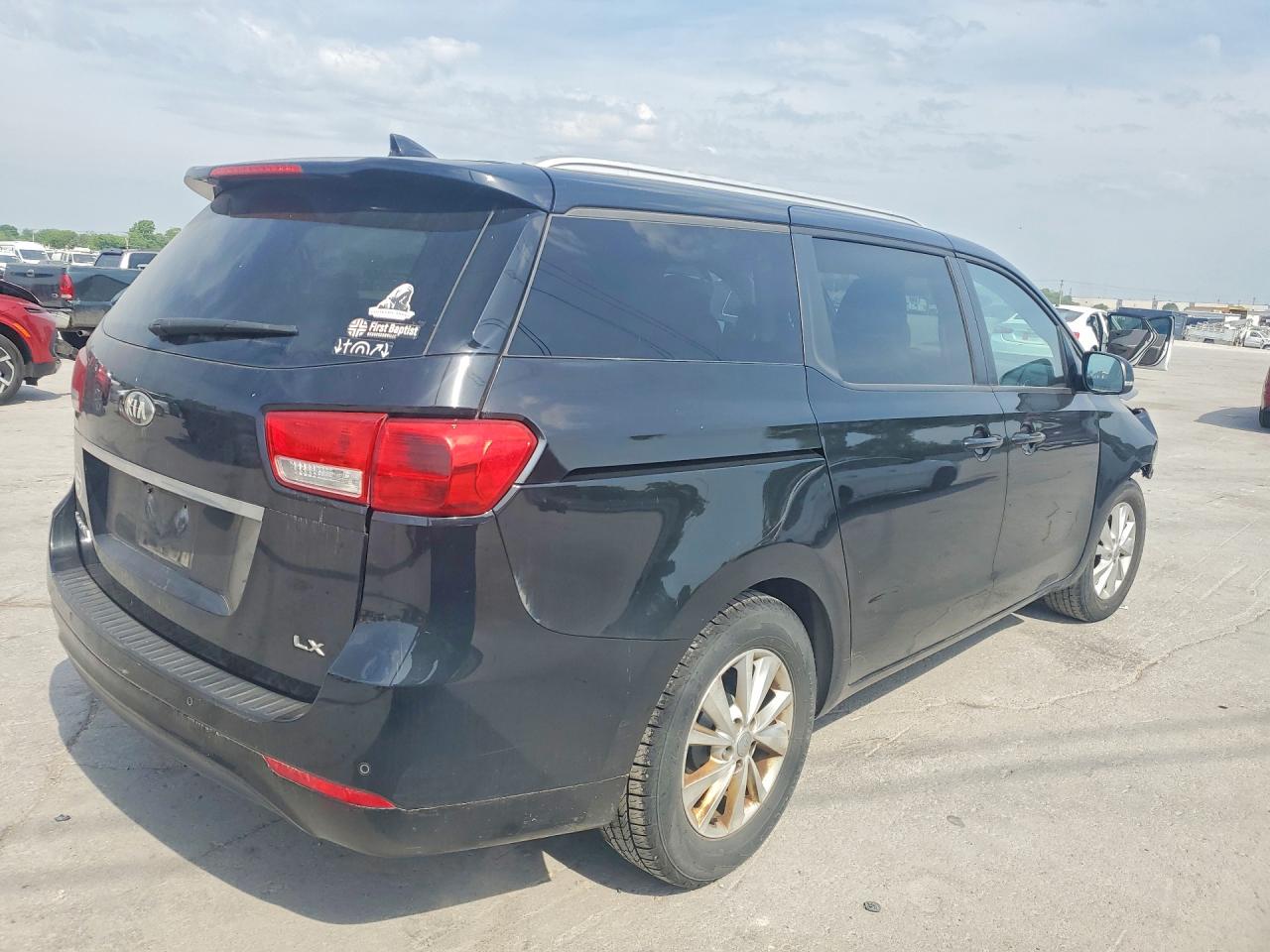 Kia Sedona Lx