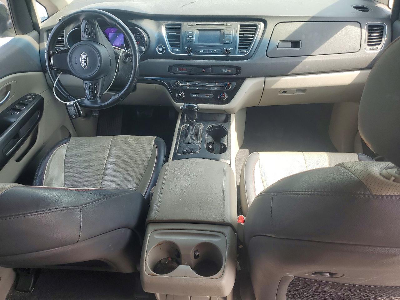 Kia Sedona Lx
