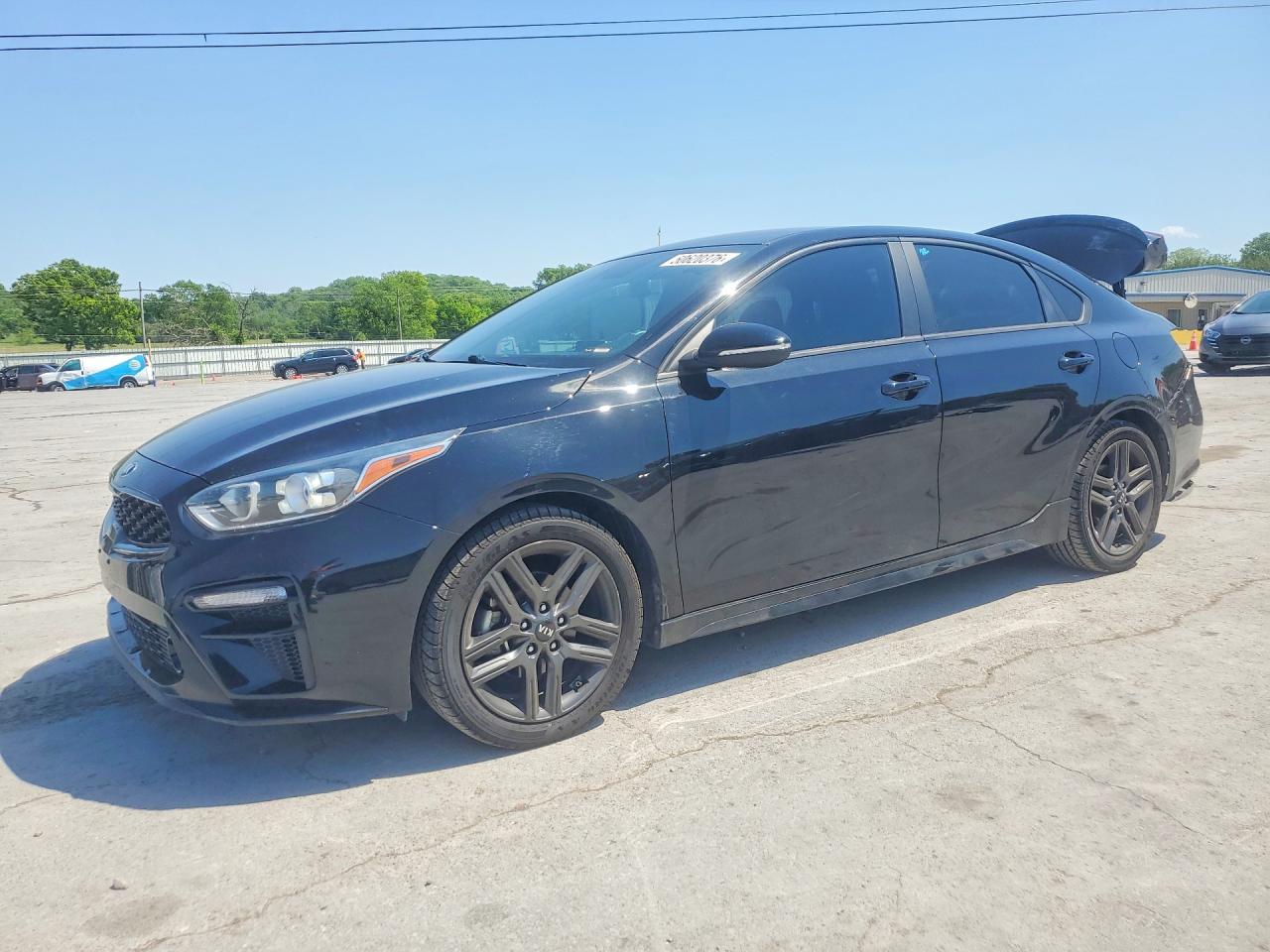 Salvage Kia Forte Image