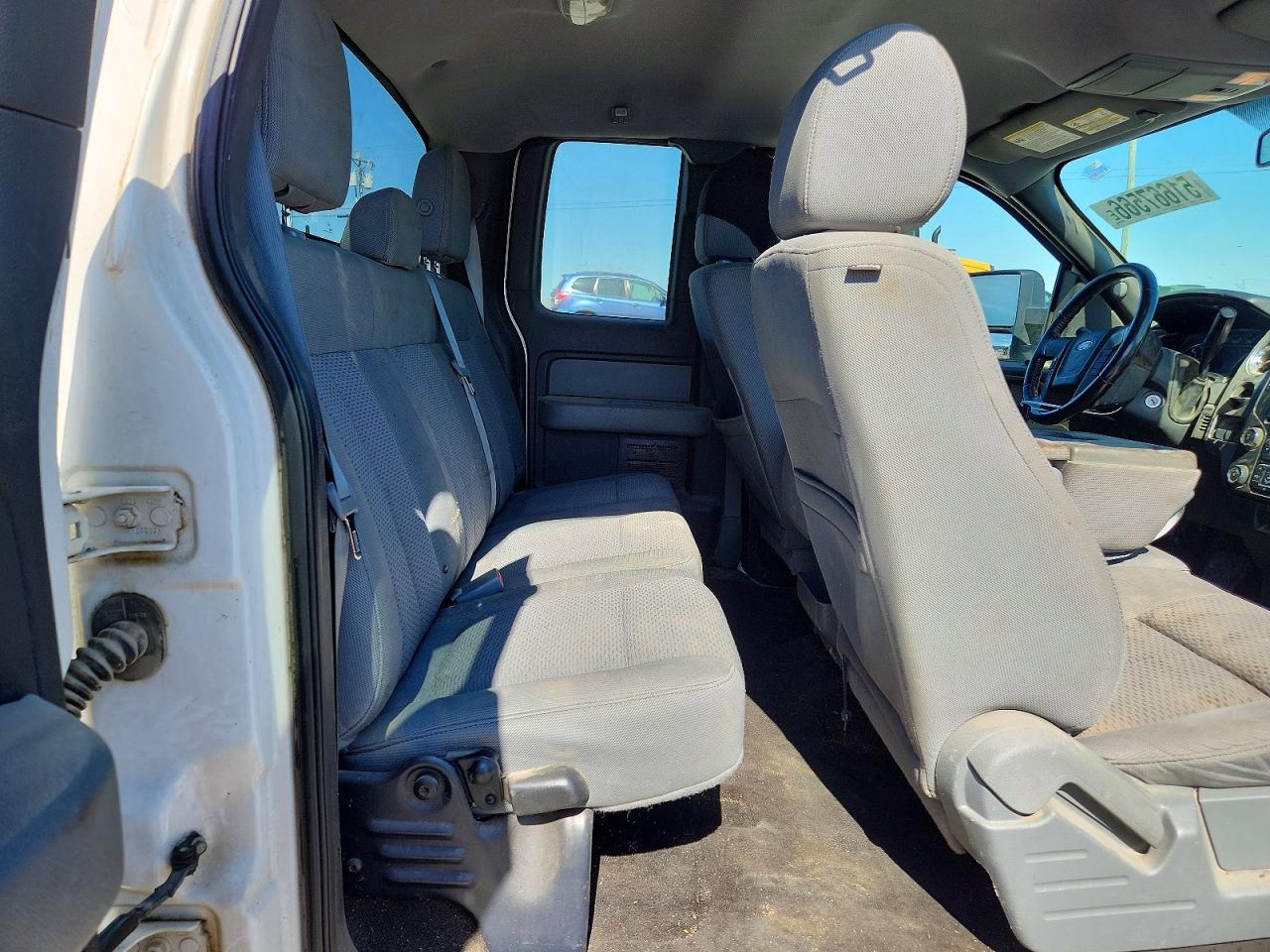 Ford F-150 Super Cab