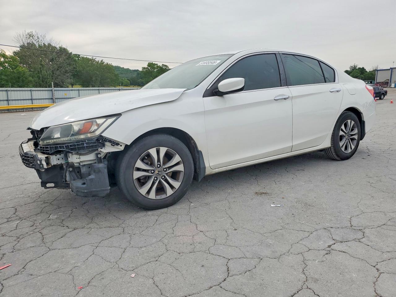 Salvage Honda Accord Image