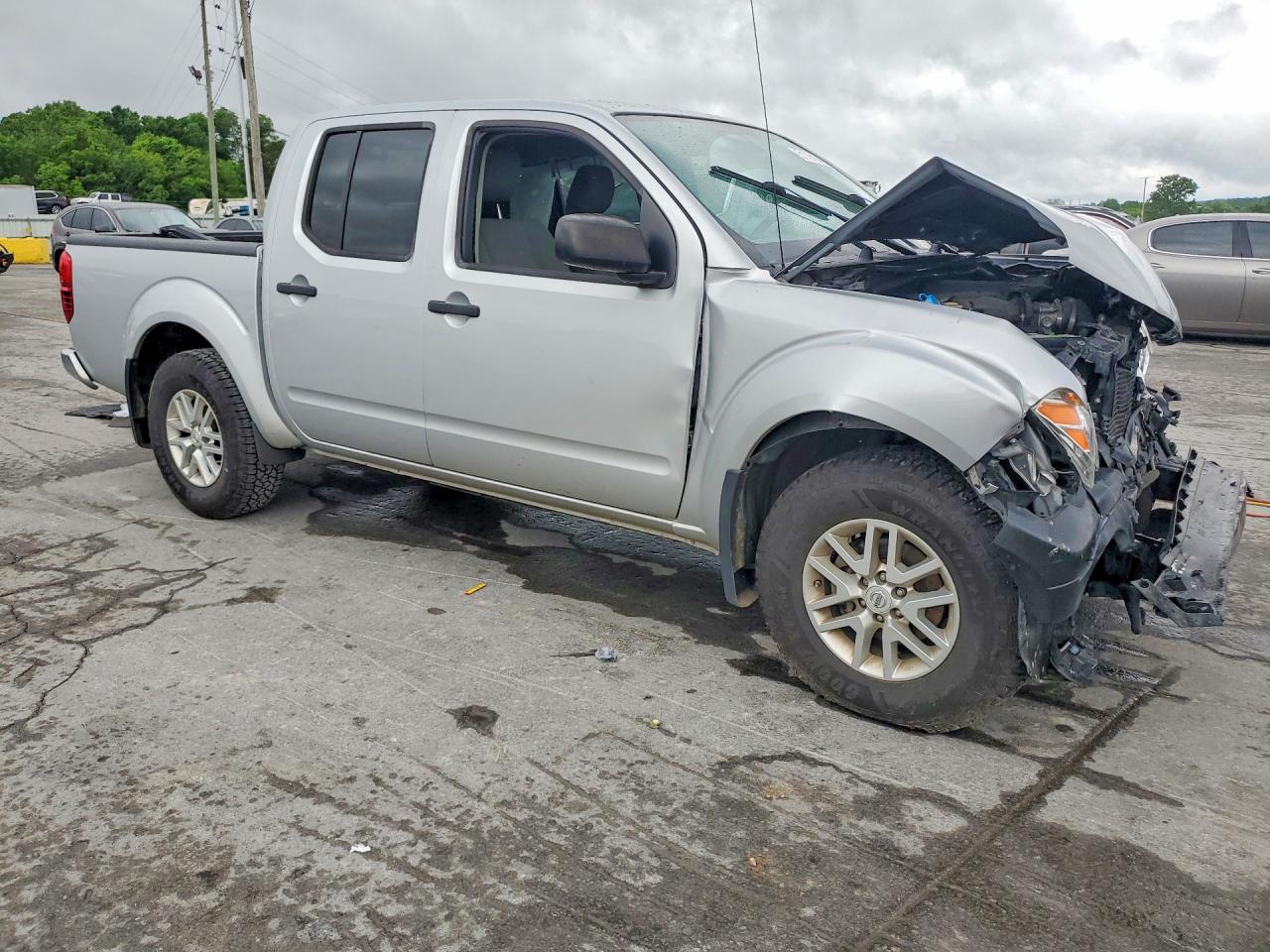 Nissan Frontier Sv