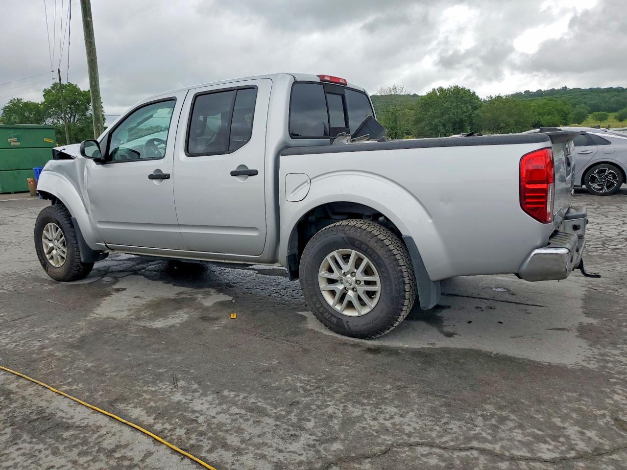 Nissan Frontier Sv
