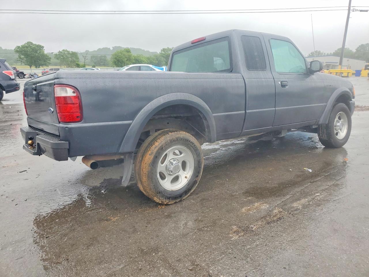 Ford Ranger Super Cab
