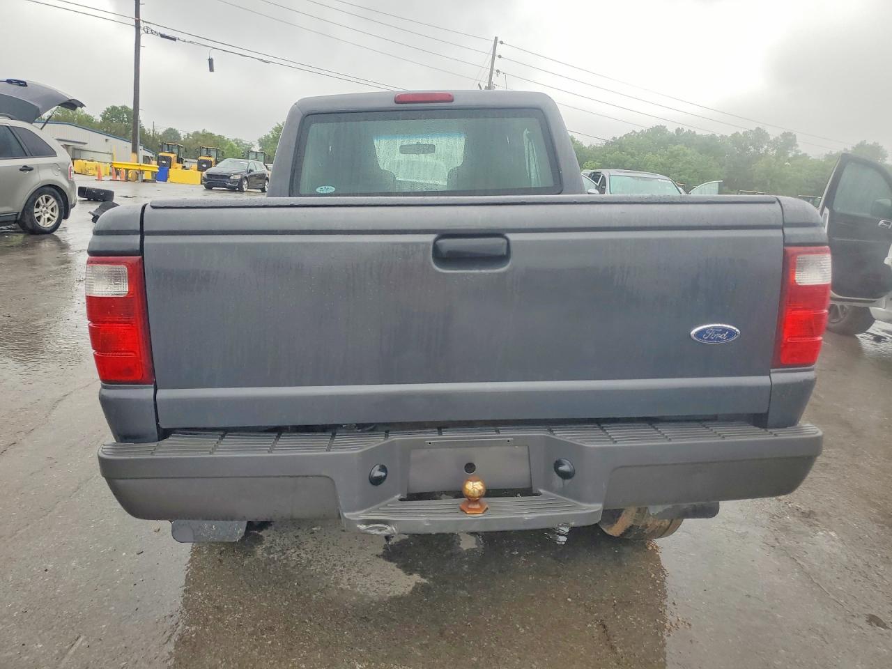 Ford Ranger Super Cab