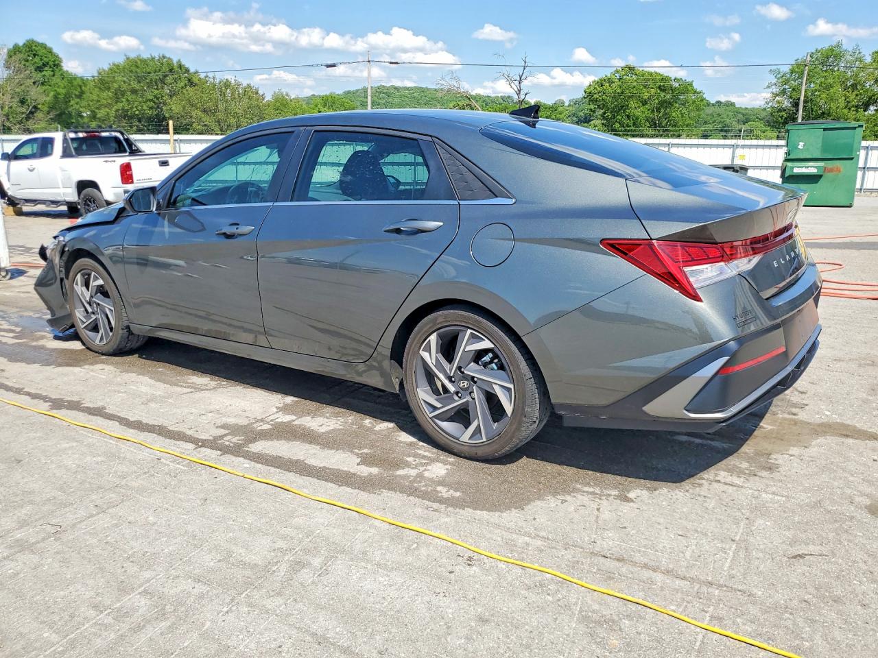 Hyundai ELANTRA Sel