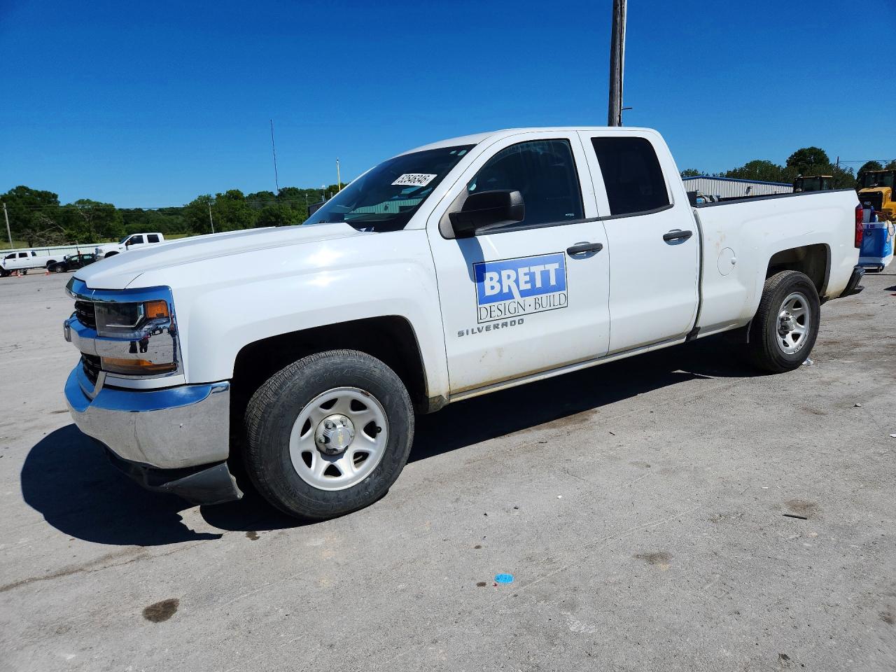 Salvage Chevrolet Silverado Image