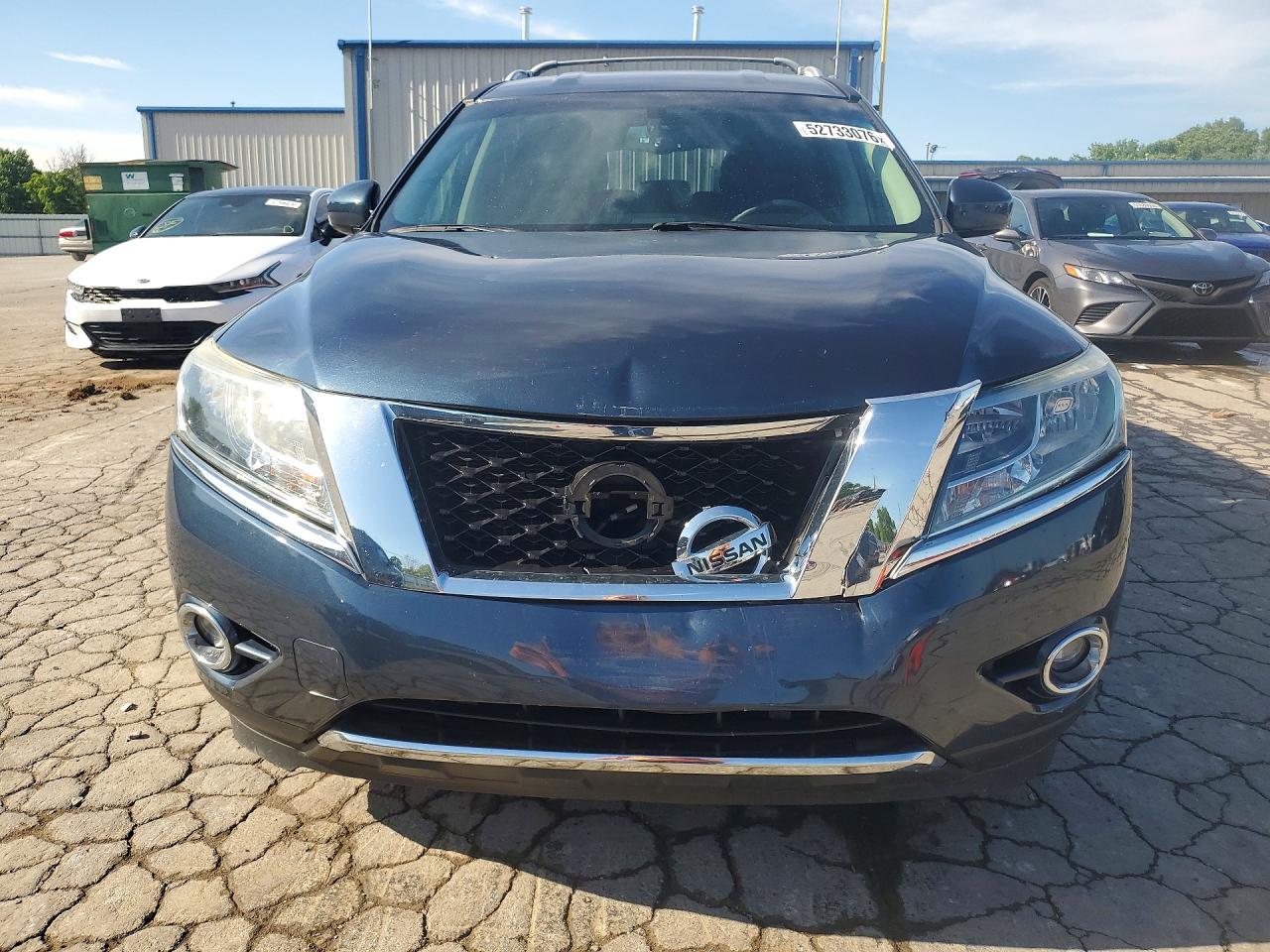 Nissan Pathfinder S