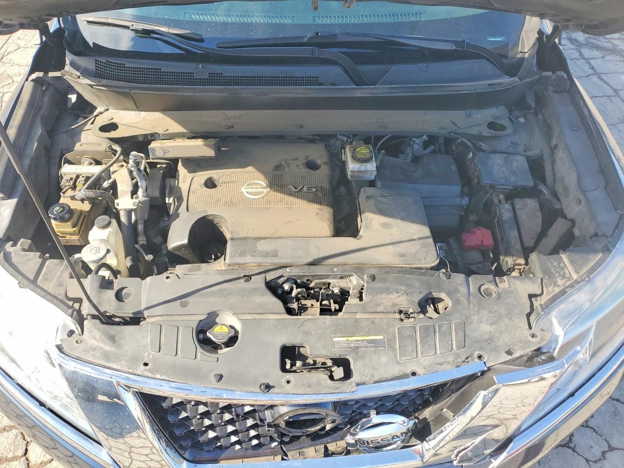 Nissan Pathfinder S