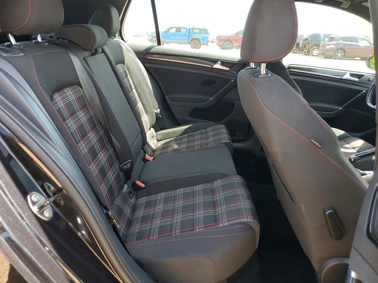 Volkswagen GTI S