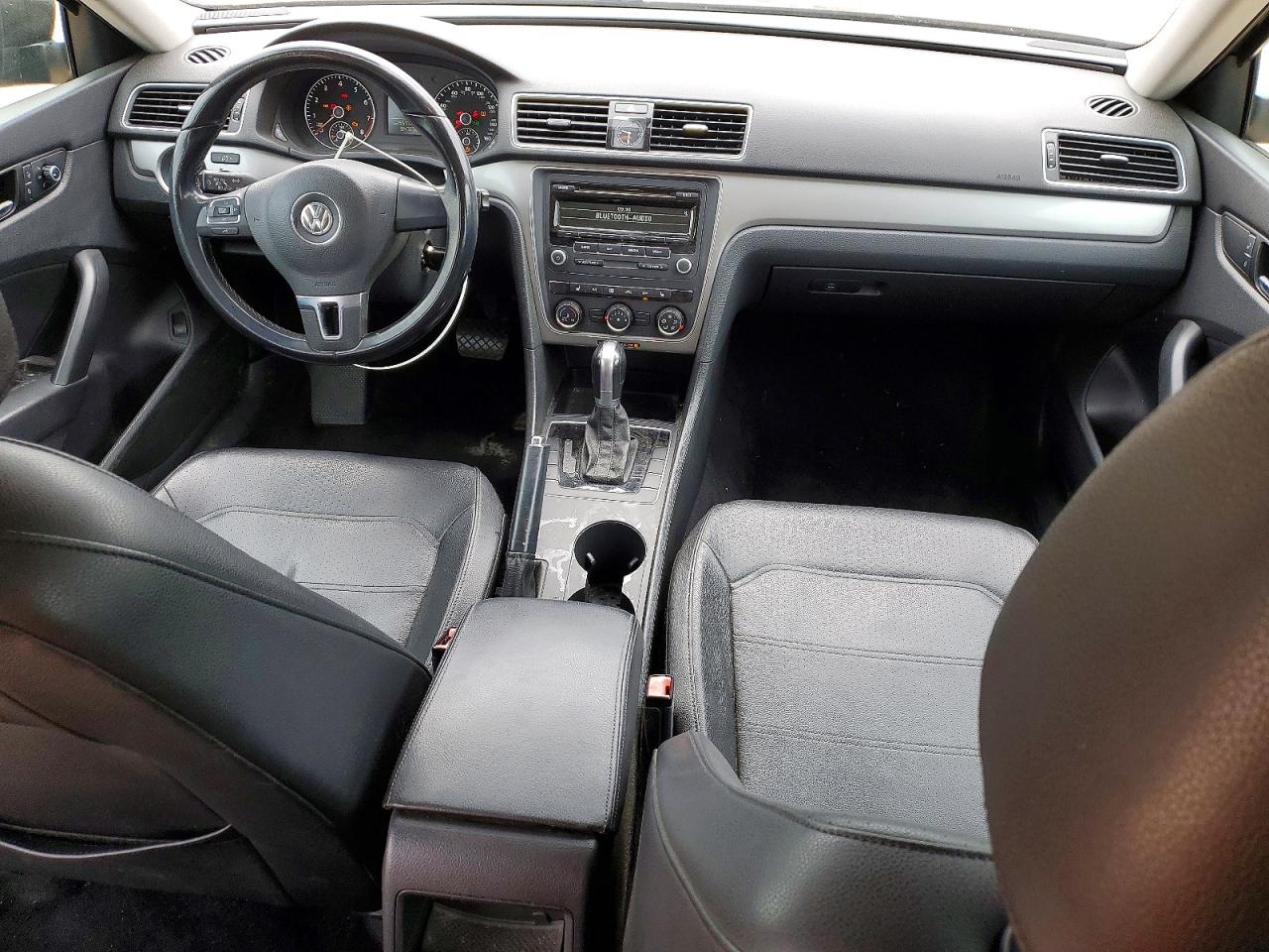 Volkswagen Passat S