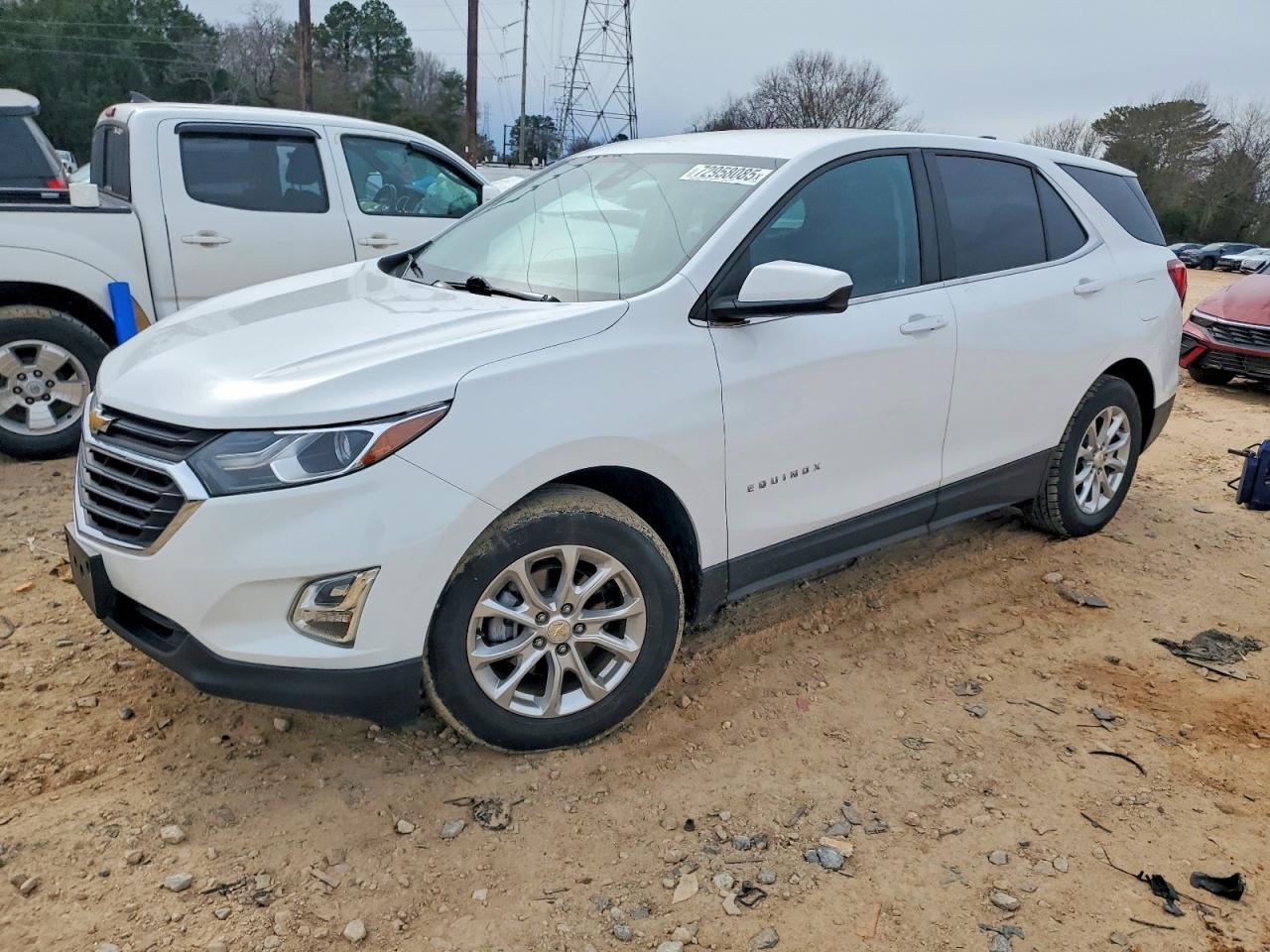Salvage Chevrolet Equinox Image