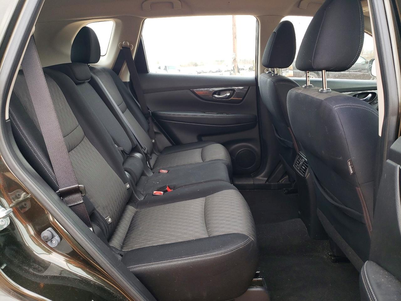 Nissan Rogue S
