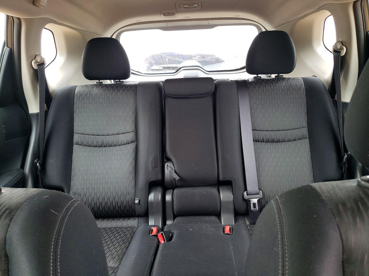 Nissan Rogue S
