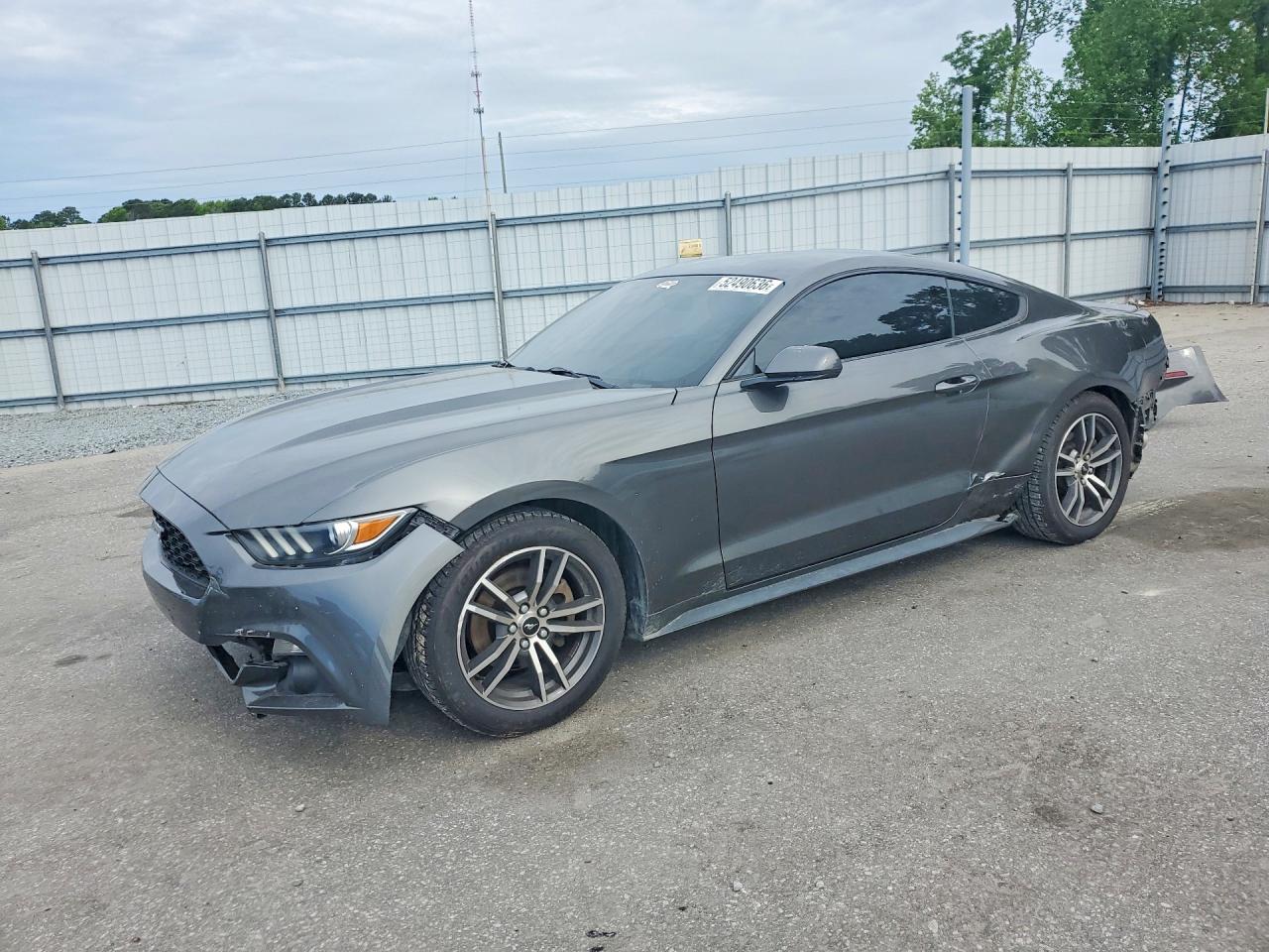 Salvage Ford Mustang Image