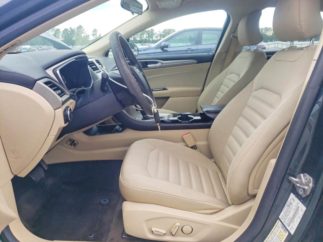 Ford Fusion Se Hybrid