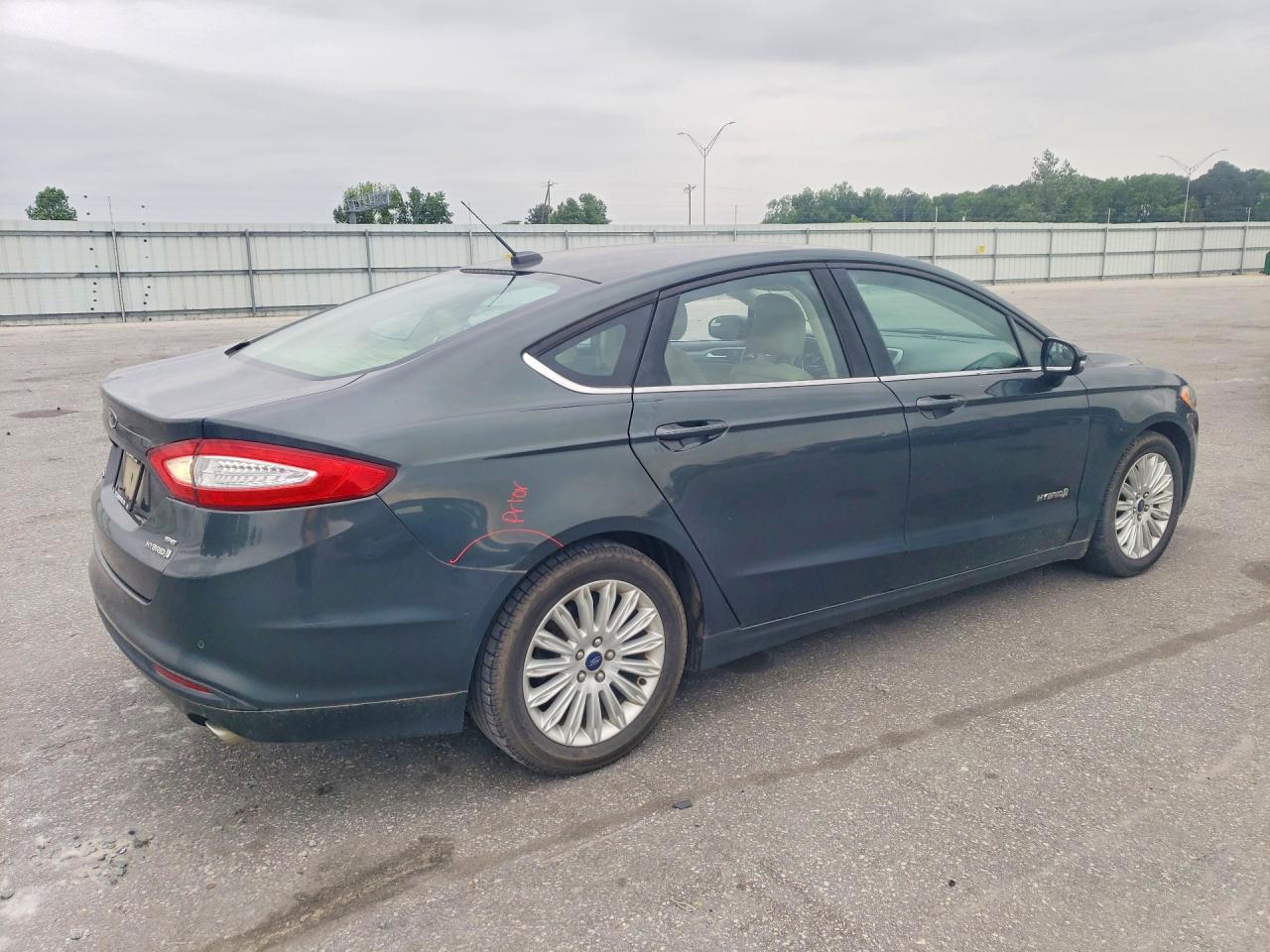 Ford Fusion Se Hybrid