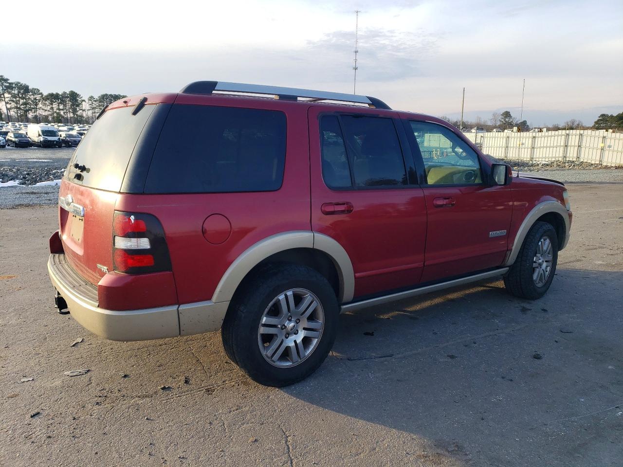 Ford Explorer Eddie Bauer