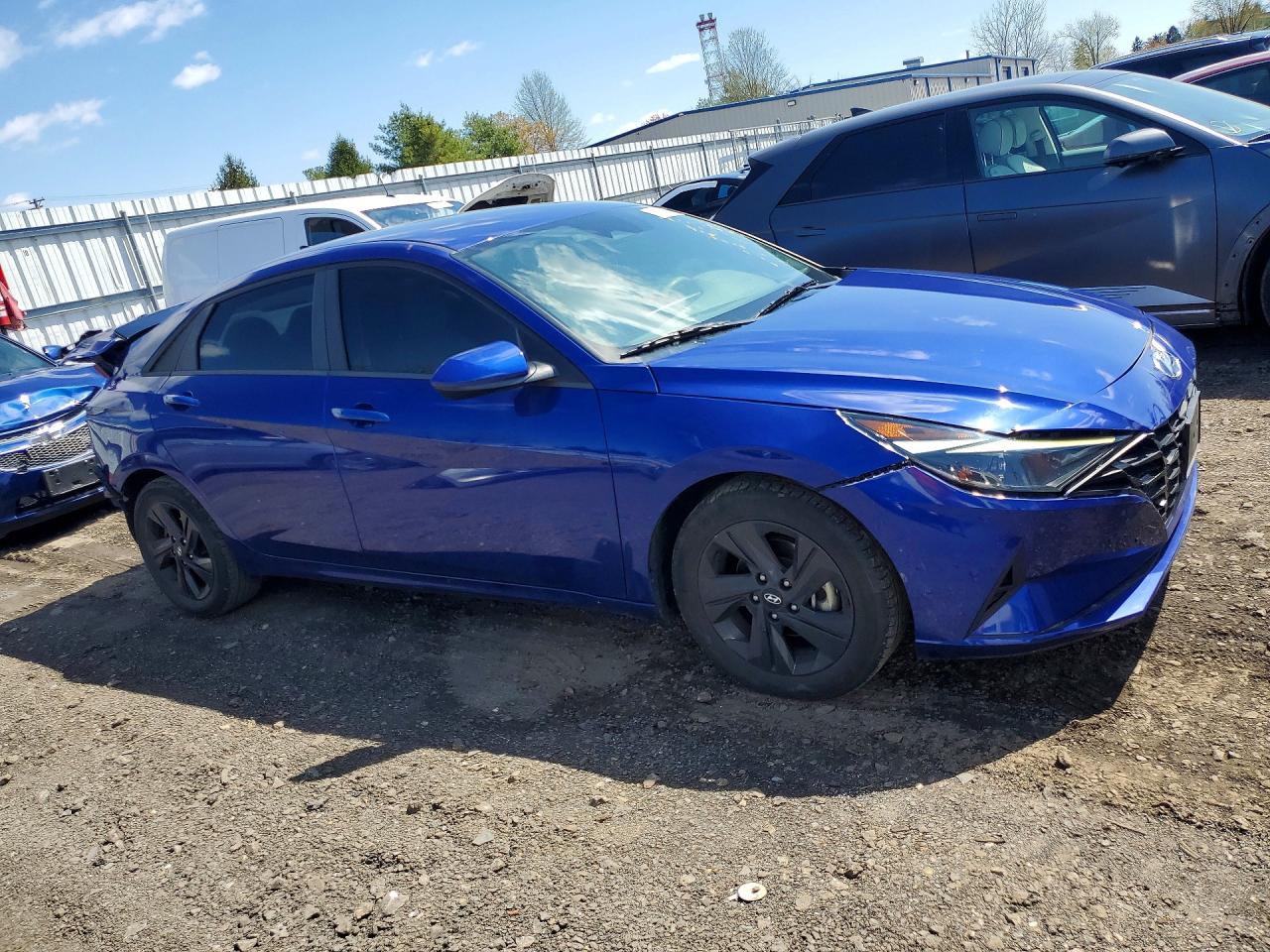 Hyundai ELANTRA Sel
