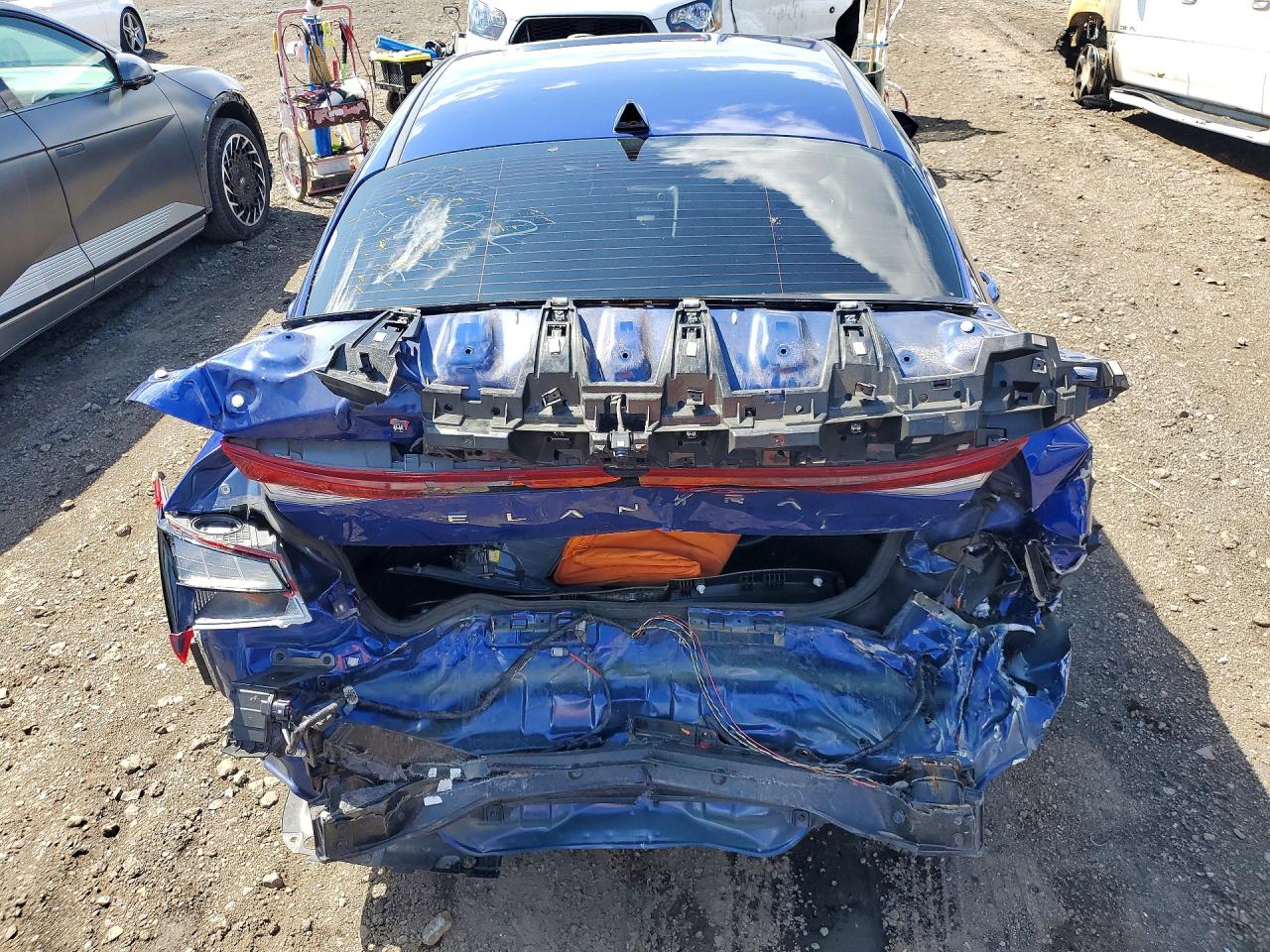 Hyundai ELANTRA Sel
