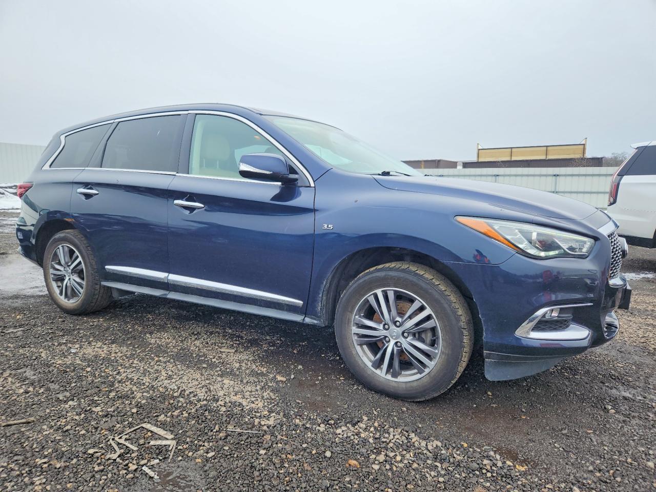 INFINITI Qx Pure